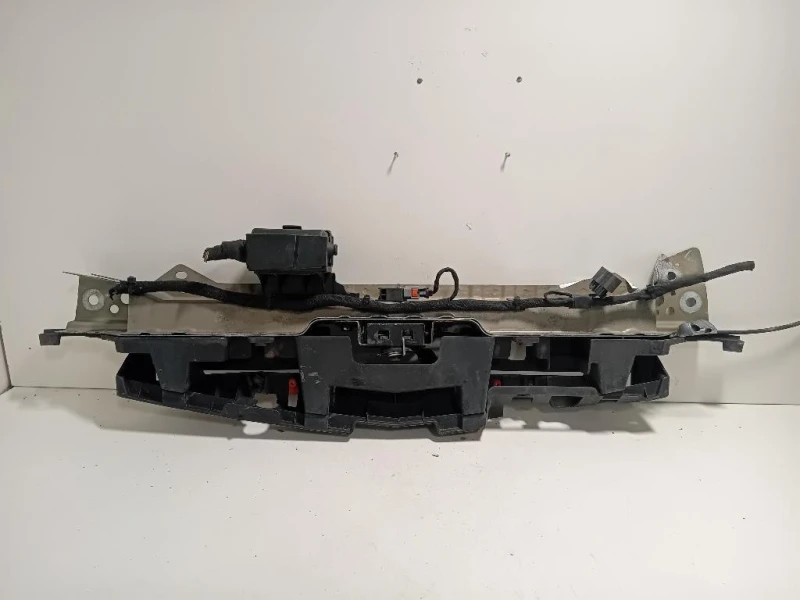 Rivestimento Frontale Parte SUP ANT RIVESTIMENTO FRONTALE PARTE SUP ANT Toyota RAV 4 III 2006