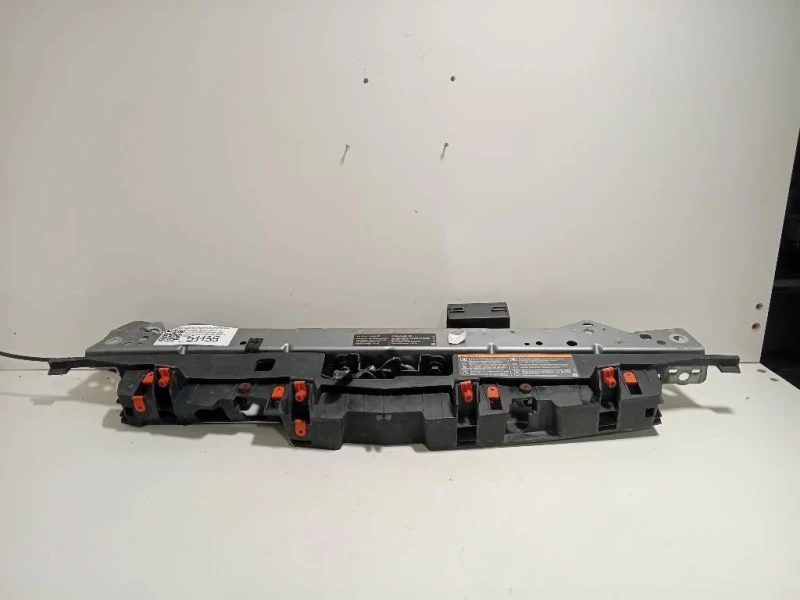 Rivestimento Frontale Parte SUP ANT RIVESTIMENTO FRONTALE PARTE SUP ANT Toyota RAV 4 III 2006