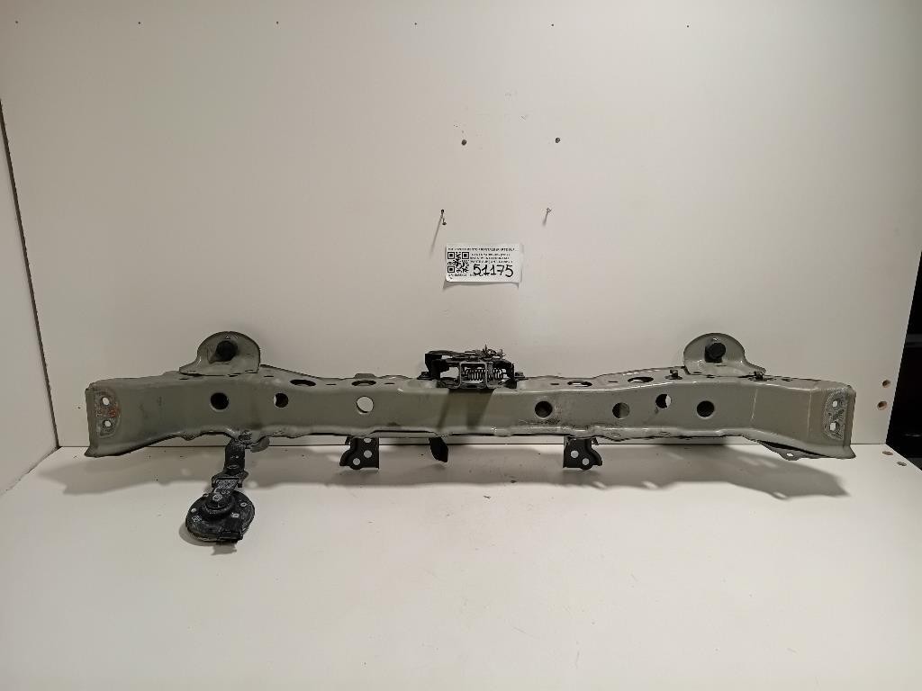 Rivestimento Frontale Parte SUP ANT RIVESTIMENTO FRONTALE PARTE SUP ANT Toyota Yaris IV 2017