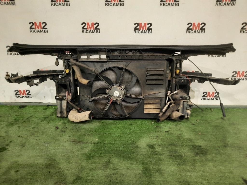 Rivestimento Frontale ANT 1K0121251DD 1K0121203AH Audi A3 8PA Sportback 2008