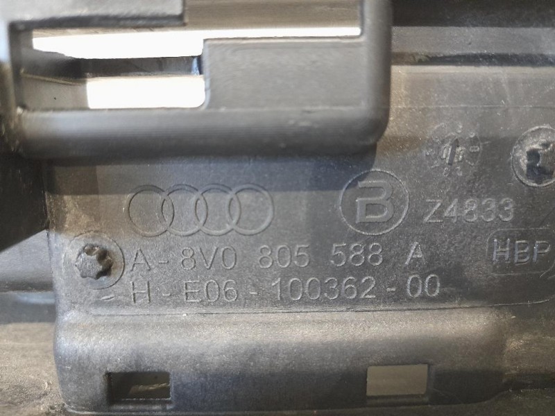 Rivestimento Frontale ANT 8V0805588A Audi A3 8VK 2016