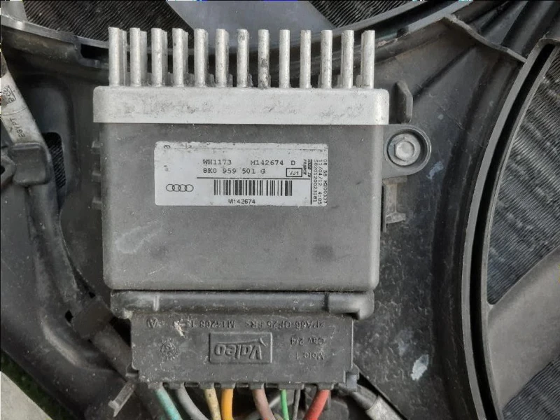 Rivestimento Frontale ANT Q3 RIVESTIMENTO FRONTALE ANT+ KIT RADIATORI Audi Q3 8UB 2012