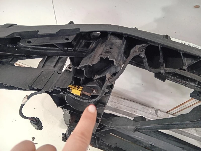 Rivestimento Frontale ANT 4L0805594A Audi Q7 4LB 2006