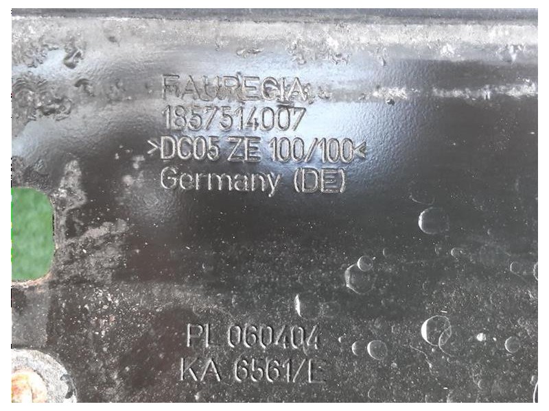 Rivestimento Frontale ANT 7166584 14 Bmw Serie 1 E82 Coupe 2005