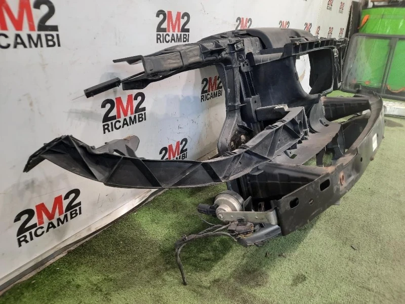 Rivestimento Frontale ANT 51647193748 Bmw Serie 1 E87 Berlina 2005