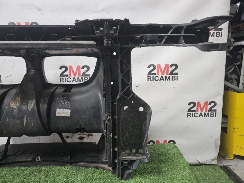 Rivestimento Frontale ANT 51747189264 Bmw Serie 1 E87 Berlina 2005