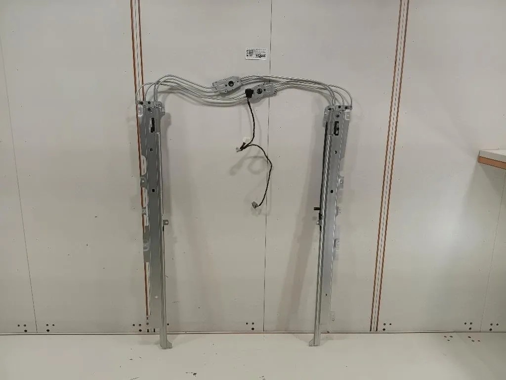 Meccanismo Apertura Tetto Scorrevole MECCANISMO APERTURA TETTO SCORREVOLE Mercedes Classe GLE W166 2015