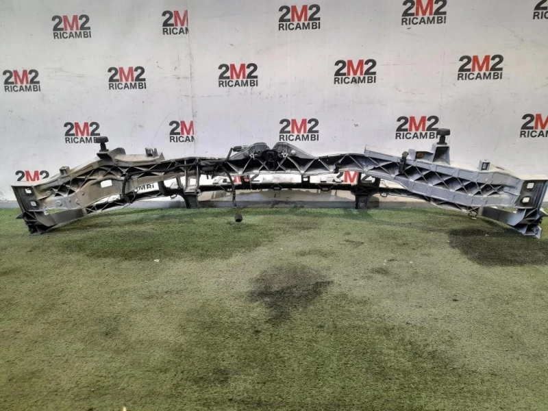 Rivestimento Frontale ANT 8V418B041AK Ford KUGA I 2008