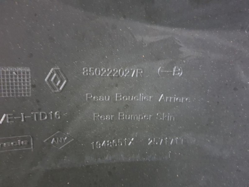 Paraurti POST 850222027R Dacia Duster II 2018