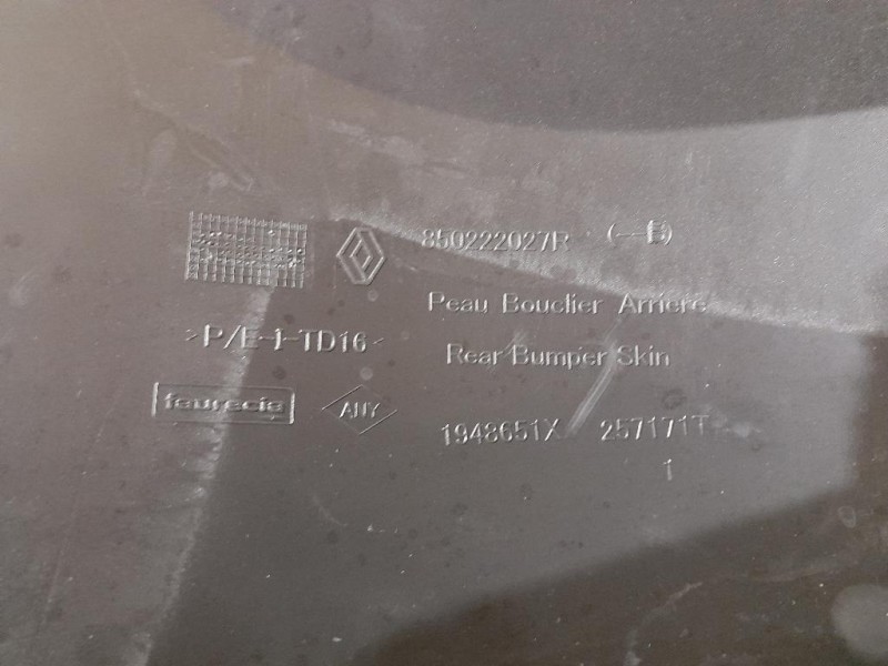 Paraurti POST 850222027R Dacia Duster II 2018