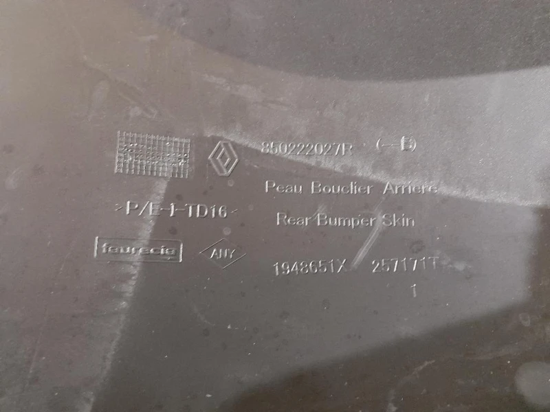 Paraurti POST 850222027R Dacia Duster II 2018