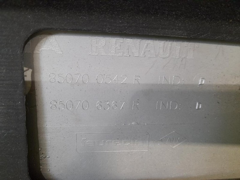 Paraurti POST 850222027R Dacia Duster II 2018