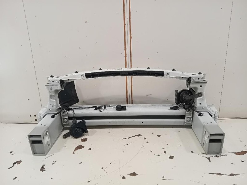 Rivestimento Frontale ANT GX73-17859-AD Jaguar XE 2015