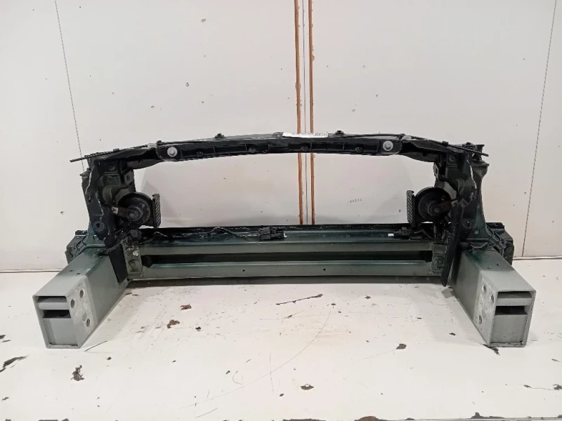 Rivestimento Frontale ANT GX73-17859-AD Jaguar XE 2015