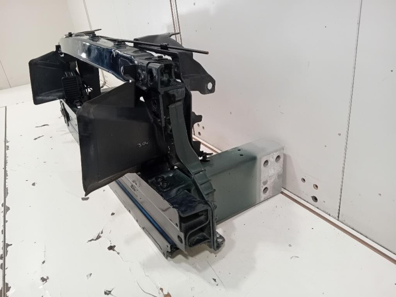 Rivestimento Frontale ANT GX73-17859-AD Jaguar XE 2015