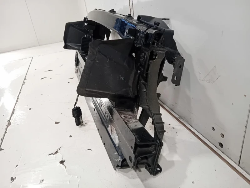 Rivestimento Frontale ANT GX73-10005-AJ Jaguar XE 2015