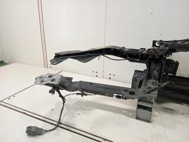 Rivestimento Frontale ANT GX73-13N079-A Jaguar XE 2015