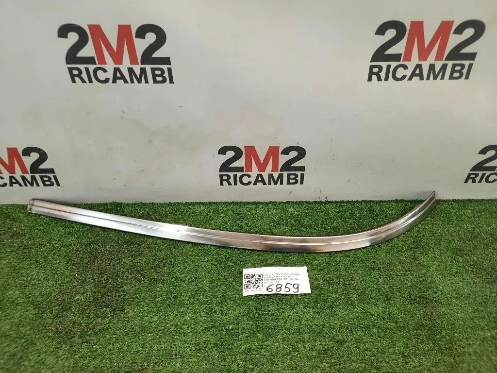 Modanatura Adesiva Montante Parabrezza INF SX  Lancia 2000