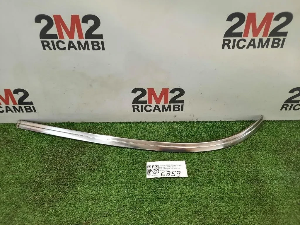 Modanatura Adesiva Montante Parabrezza INF SX  Lancia 2000