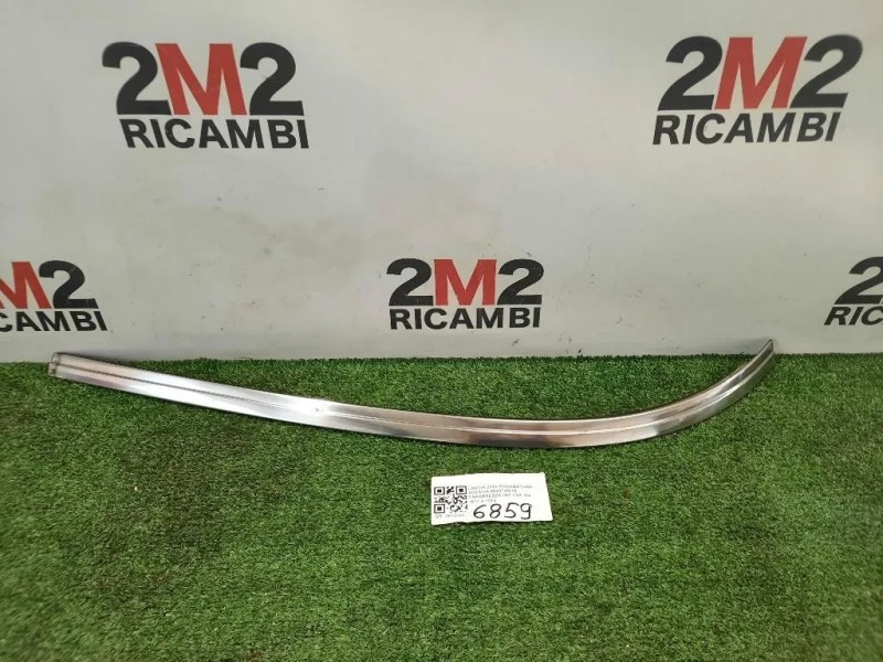 Modanatura Adesiva Montante Parabrezza INF SX  Lancia 2000