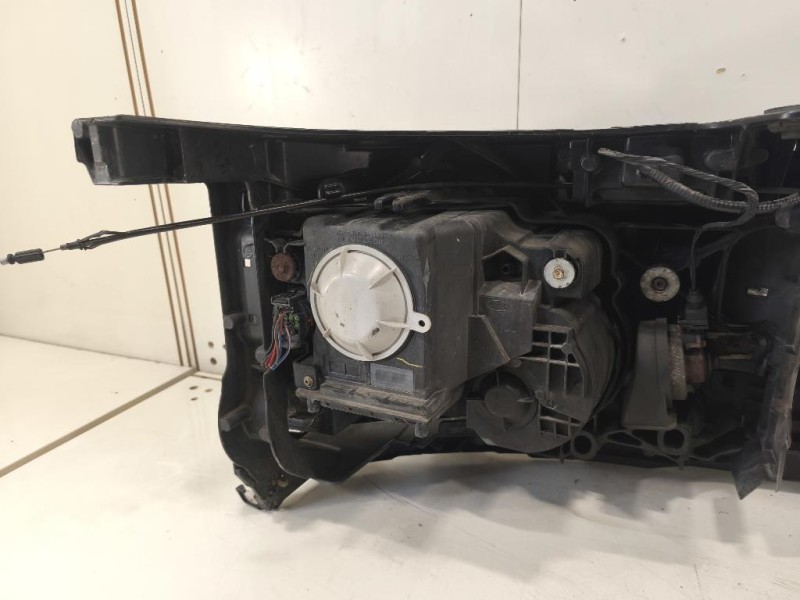 Rivestimento Frontale ANT LR054853 COMPETO Land Rover Discovery III 2005