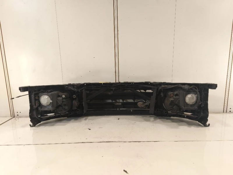 Rivestimento Frontale ANT LR054853 COMPETO Land Rover Discovery III 2005