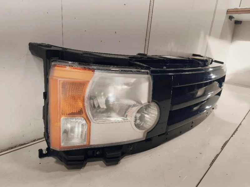 Rivestimento Frontale ANT LR054853 COMPETO Land Rover Discovery III 2005