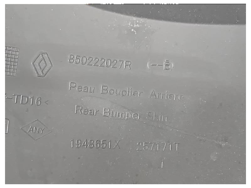 Paraurti POST 850222027R Dacia Duster II 2018