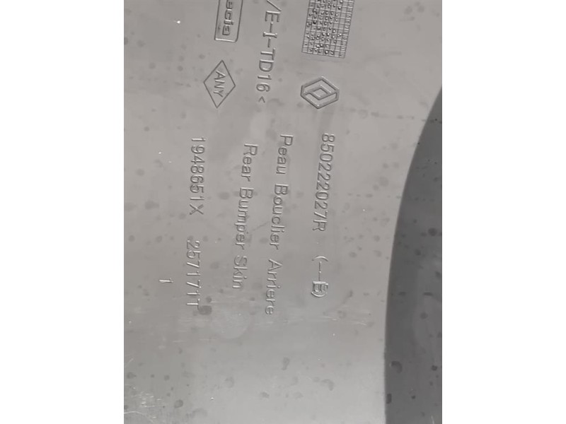 Paraurti POST 850222027R Dacia Duster II 2018