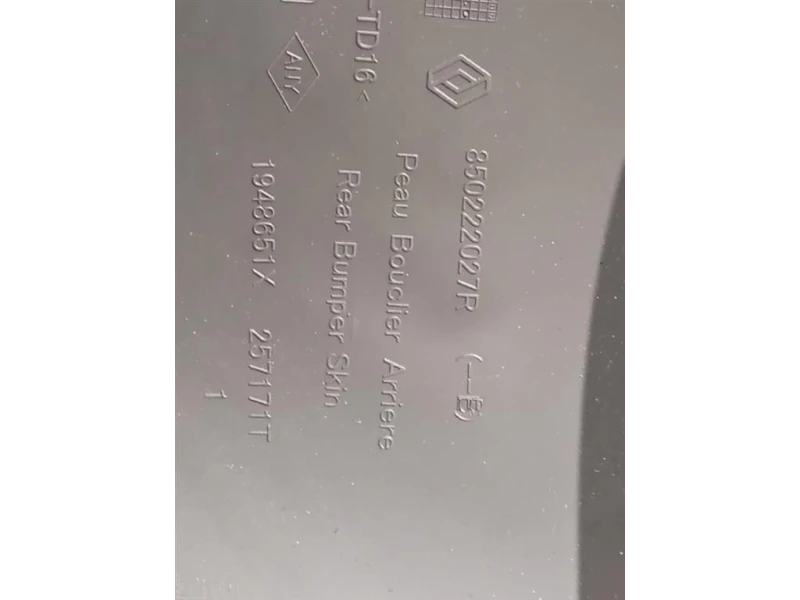 Paraurti POST 850222027R Dacia Duster II 2018