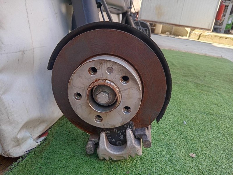 Assale POST 2581432 Ford KUGA III 2020