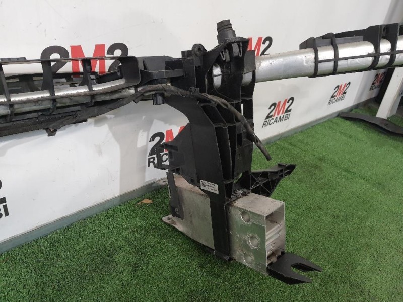 Rivestimento Frontale ANT A2466200234 Mercedes Classe A W176 2013