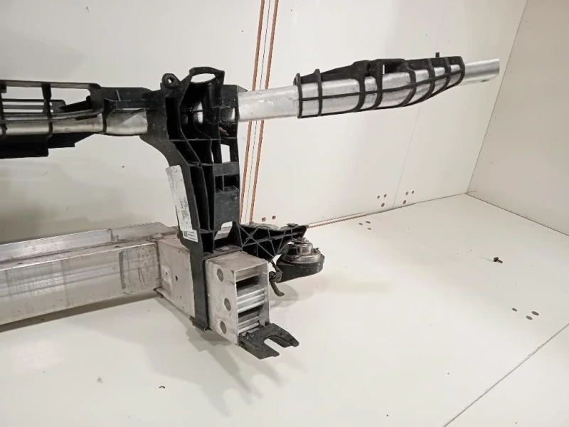 Rivestimento Frontale ANT A2466200195 W246 Mercedes Classe A W176 2013