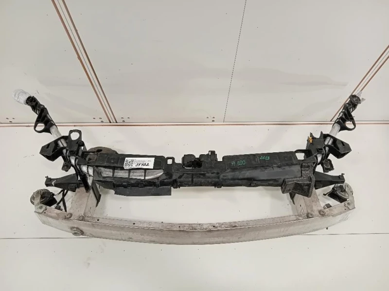 Rivestimento Frontale ANT A2466200195 W246 Mercedes Classe A W176 2013