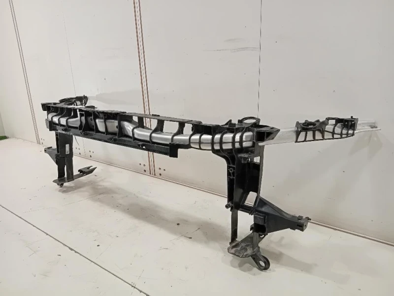 Rivestimento Frontale ANT A2466200234 Mercedes Classe A W176 2013