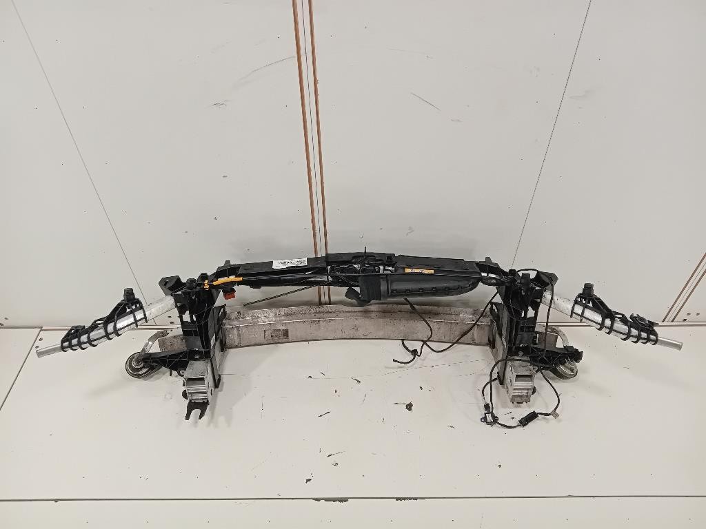 Rivestimento Frontale ANT A2466200315 Mercedes Classe A W176 2013