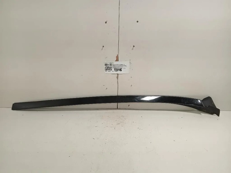 Modanatura Adesiva Montante Parabrezza SX A2126900982 Mercedes Classe GLE W166 2015