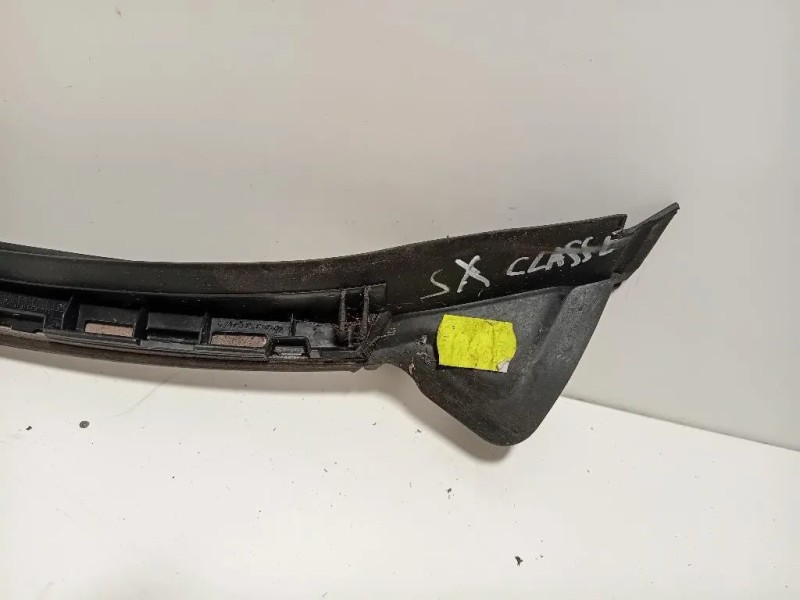 Modanatura Adesiva Montante Parabrezza SX A2126900982 Mercedes Classe GLE W166 2015