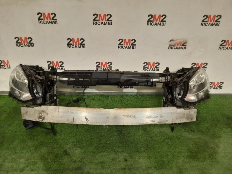 Rivestimento Frontale ANT A2466200234 Mercedes Classe B W246 2014