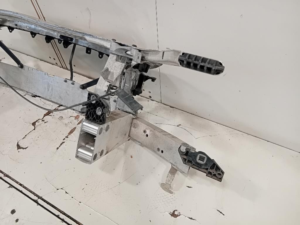 Rivestimento Frontale ANT A2056209301 Mercedes Classe C W205 2014