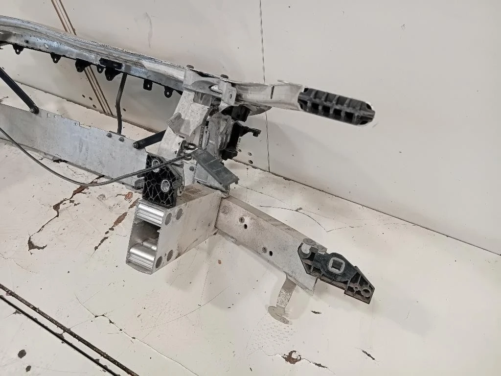 Rivestimento Frontale ANT A2056209301 Mercedes Classe C W205 2014