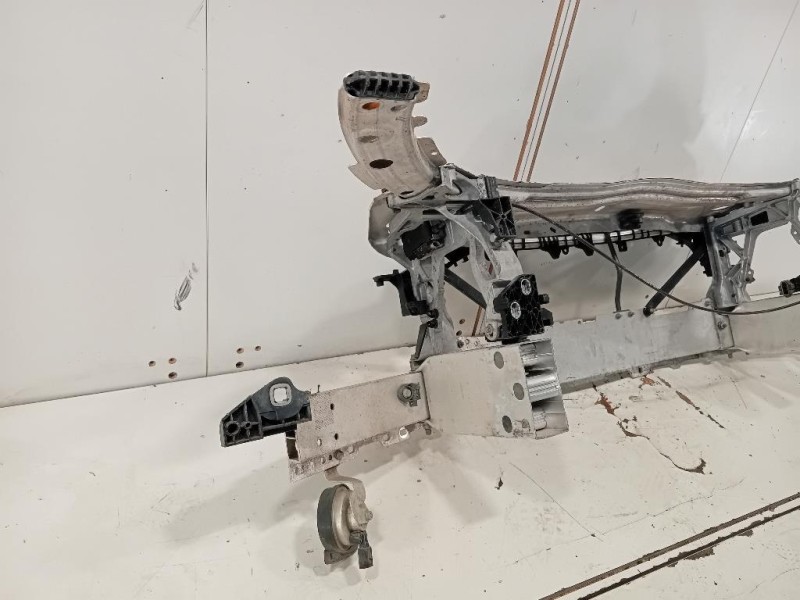 Rivestimento Frontale ANT A2056209301 Mercedes Classe C W205 2014