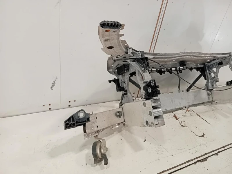 Rivestimento Frontale ANT A2056209301 Mercedes Classe C W205 2014