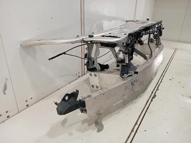 Rivestimento Frontale ANT A2056209301 Mercedes Classe C W205 2014