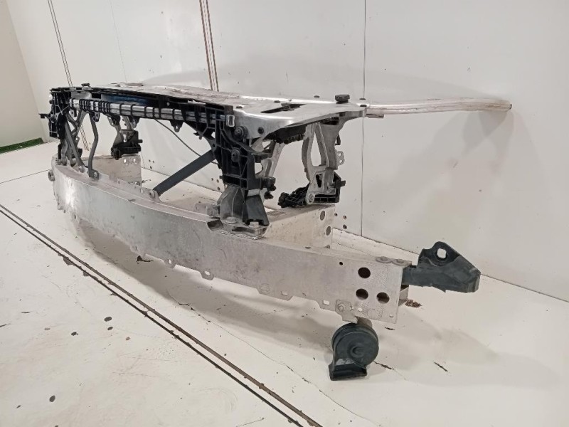 Rivestimento Frontale ANT A2056209301 Mercedes Classe C W205 2014