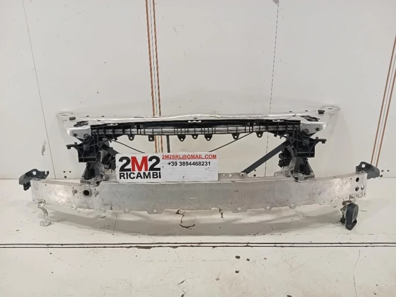 Rivestimento Frontale ANT A2056209301 Mercedes Classe C W205 2014