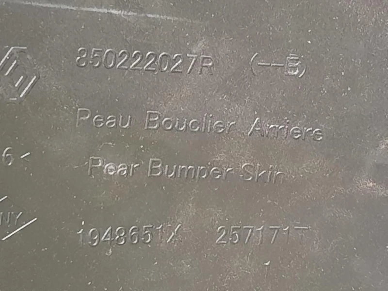 Paraurti POST 850222027R Dacia Duster II 2018