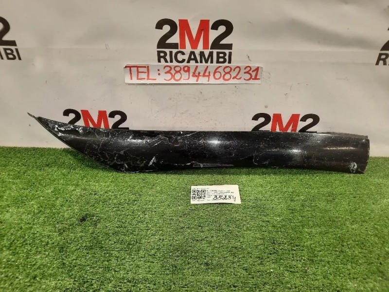 Modanatura Adesiva Montante Parabrezza SX A1716900139 Mercedes Classe SLK R171 2004