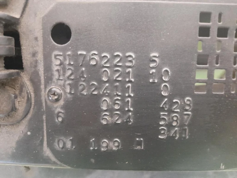 Rivestimento Frontale ANT 1240211B346965 Mercedes Classe E C124 1987