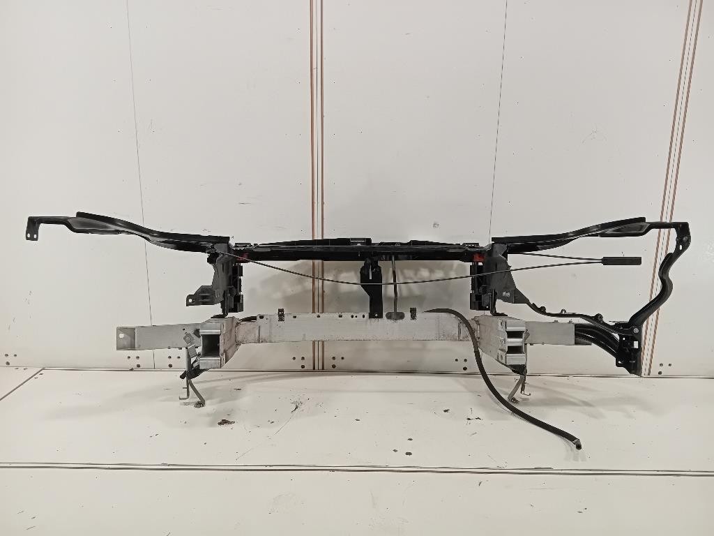 Rivestimento Frontale ANT RIVESTIMENTO FRONTALE ANT Mercedes Classe E W212 2013